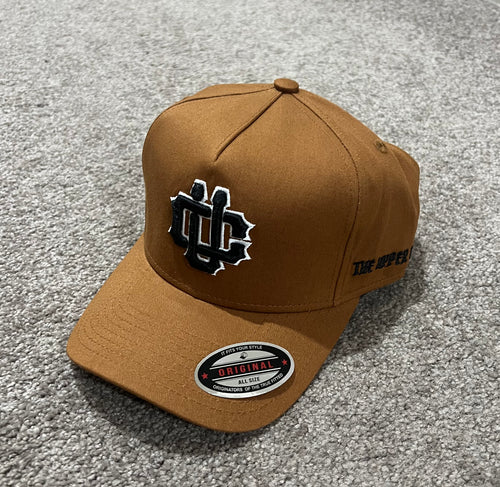 A frame SnapBack tan